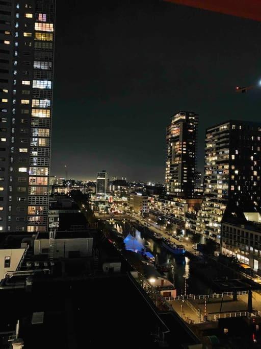 Stunning View Apt Free Parking Apartamento Roterdão Exterior foto