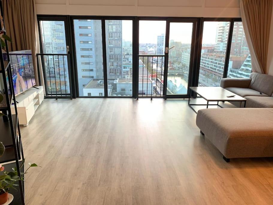 Stunning View Apt Free Parking Apartamento Roterdão Exterior foto